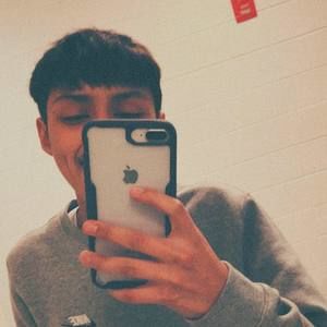 Meet your Posher, Diego